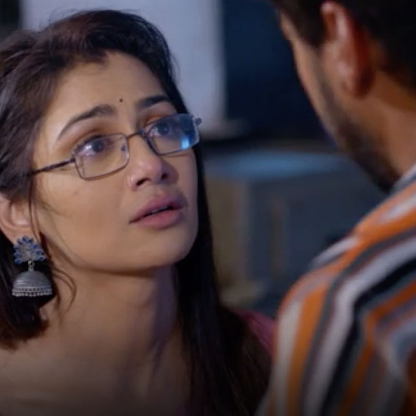 Alia plans to hurt Maya, and Pragya blames Abhi for his bad behiver to