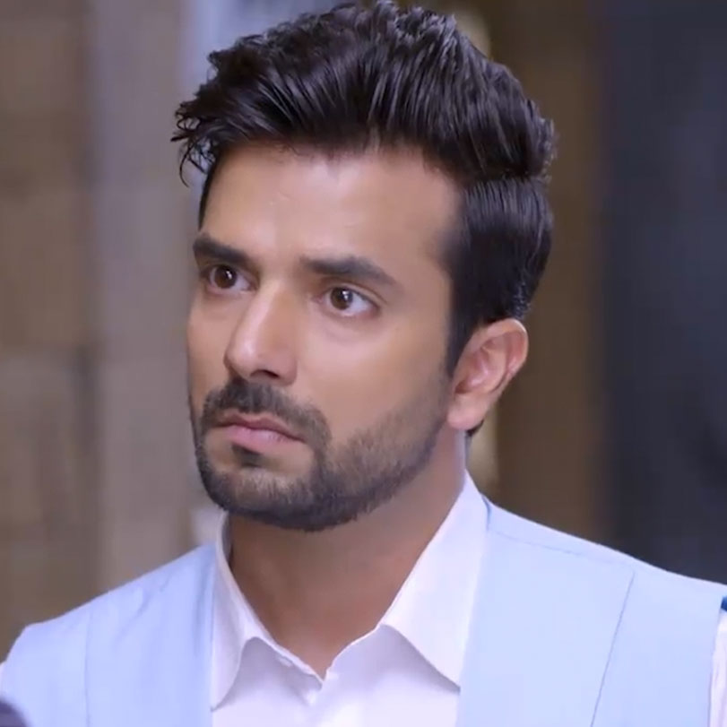 Rishab catches Britvi red-handed with Billa and confronts him
