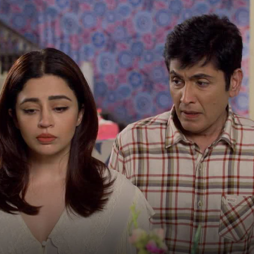 Tiwari considers himself old and annoys Anita and Viputi promises reve