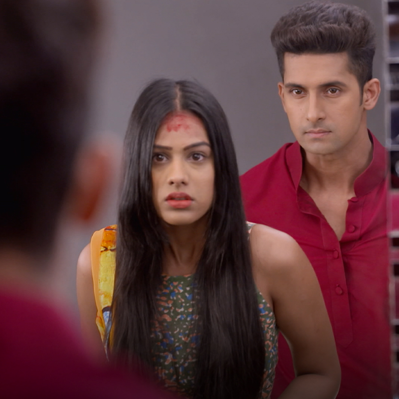 Will Siddhart marry Anya and give up his love for Roshani?