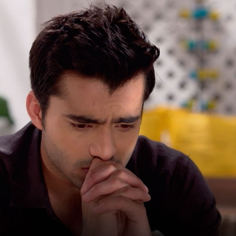 Ajay knows the truth and Shreya worries, what will she do?
