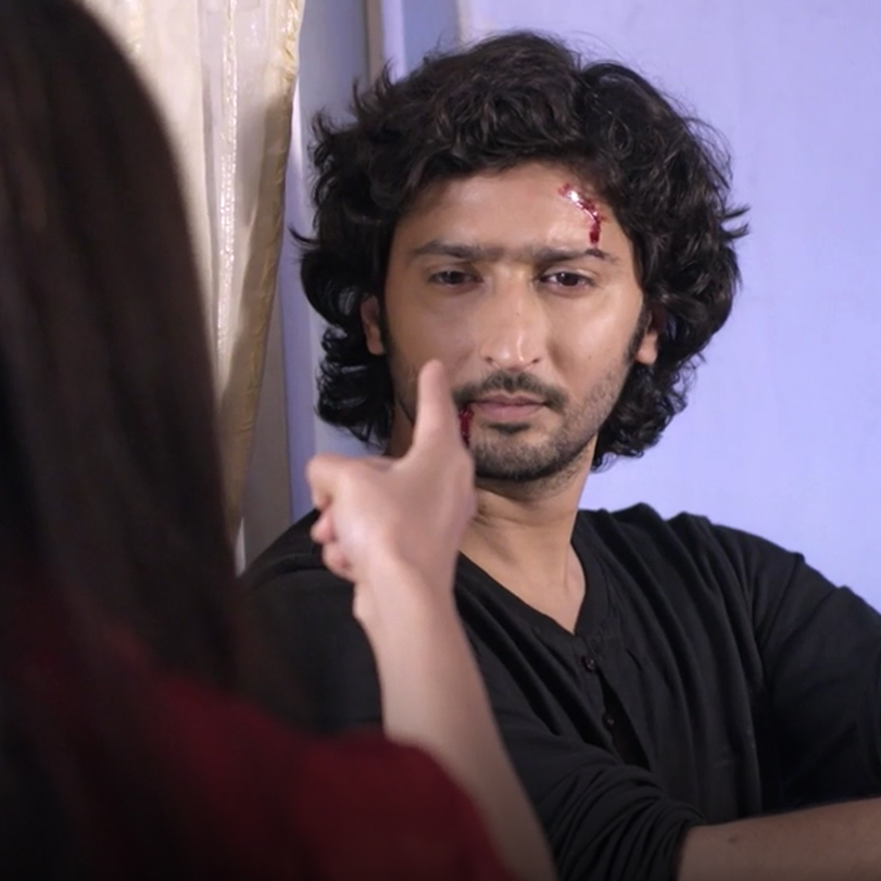 Nisha threatens to kill  Karan if Gia discovers his feelings for her