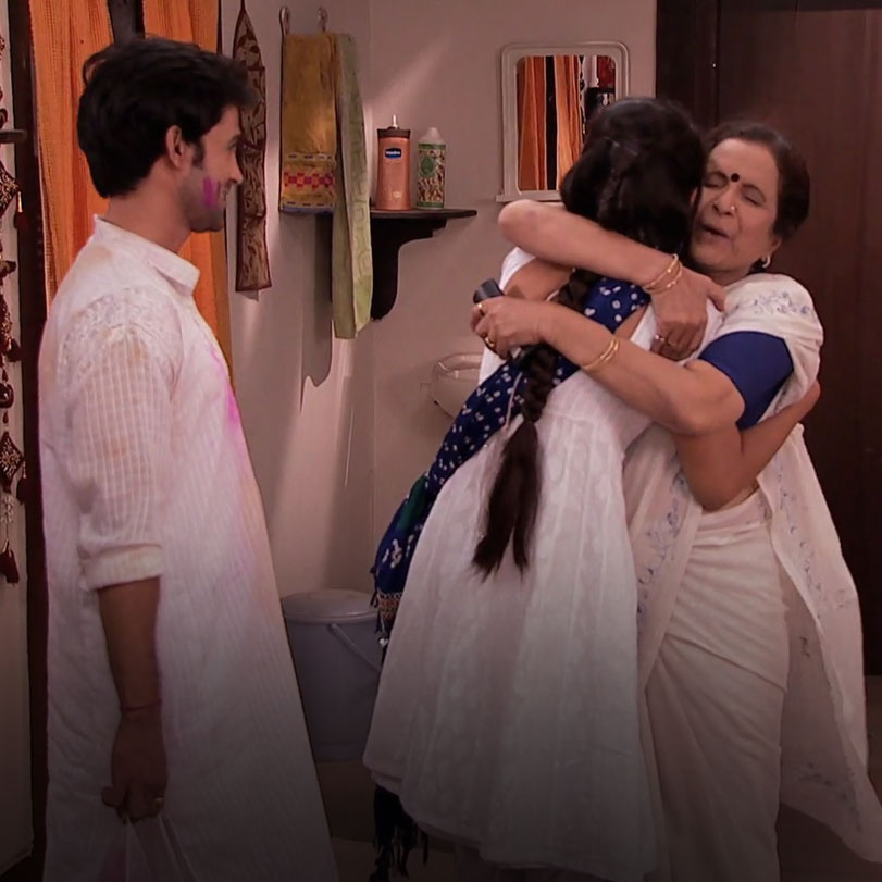 Arjun finally confronts Purvi regarding their baby. How will Arjun han