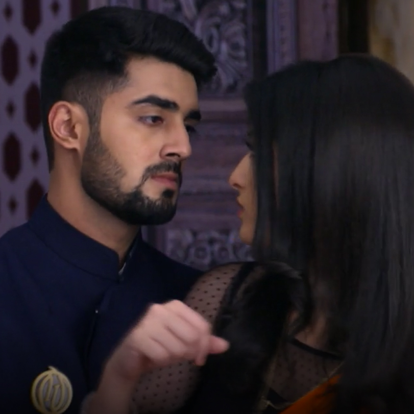 Narin threatens Puja and prevents her from approaching him, what is th