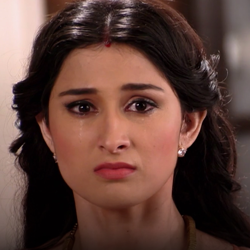 Does Pooja transfer the ownership of her company to Mr.Vias?