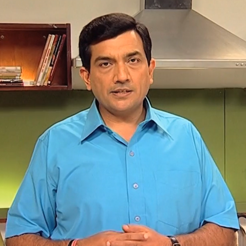 Sanjeev Kapoor gives us multiple ways to prepare delicious sauces. Con
