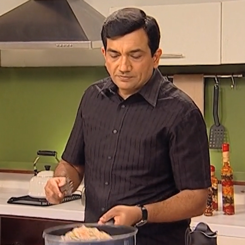 Watch how to cook poha with Indian Chef Sanjeev Kapoor.