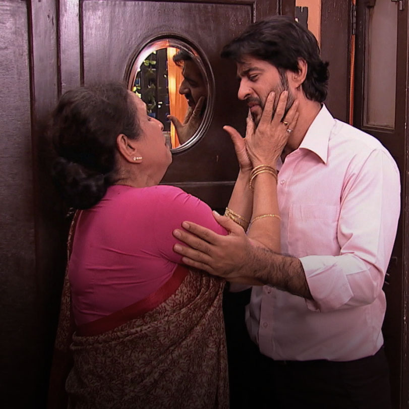 Rana is hoping that Soham will improve and accept them as his parents.