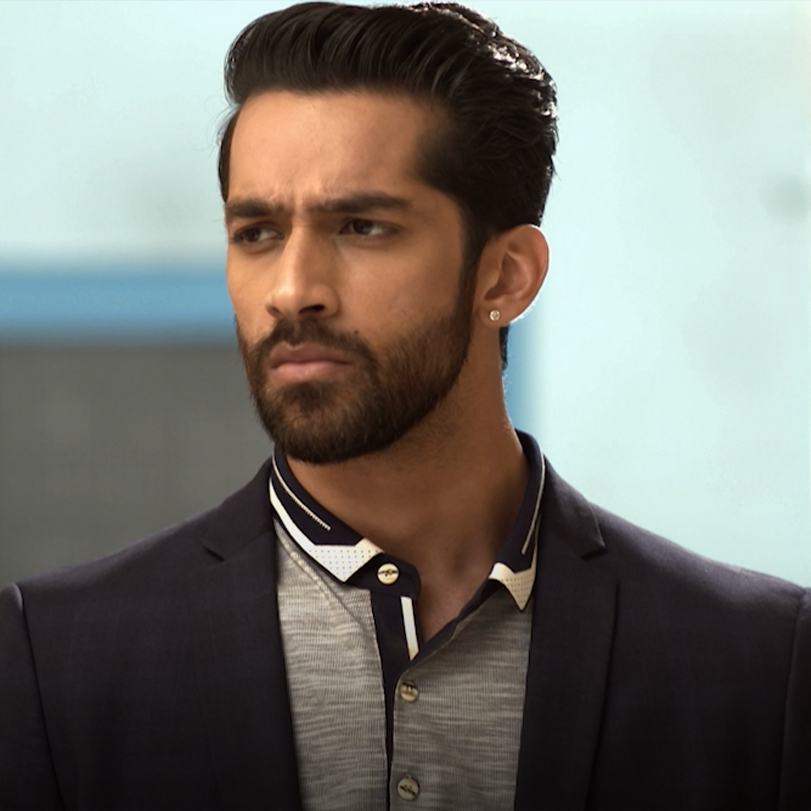 Shaurya visits Mehak’s family in order to deliver a serious message