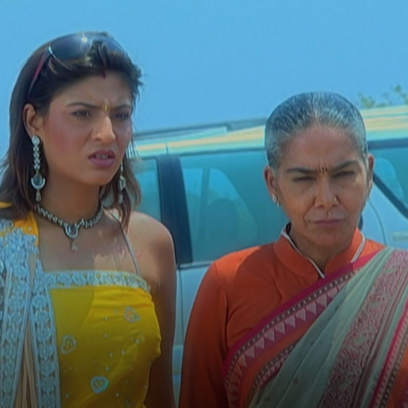 Saloni discovers the truth of Shandi in front of everyone and Nahar in