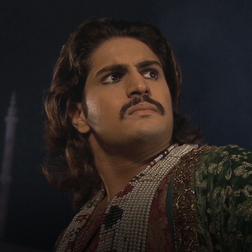 Jodha Akbar is an epic drama about a sixteenth century story of the po