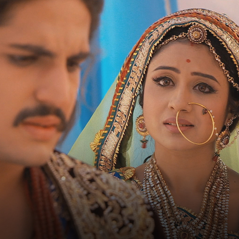 Jalal feels shamed of what he has done to Jodha and he is trying to fi