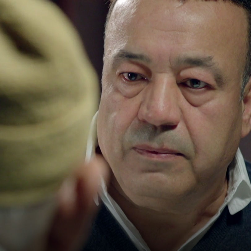 يسعد دياب بخبر وفاة حسام بينما يستاء طاهر بعدما يعلم بوفاة حسام وزوجته