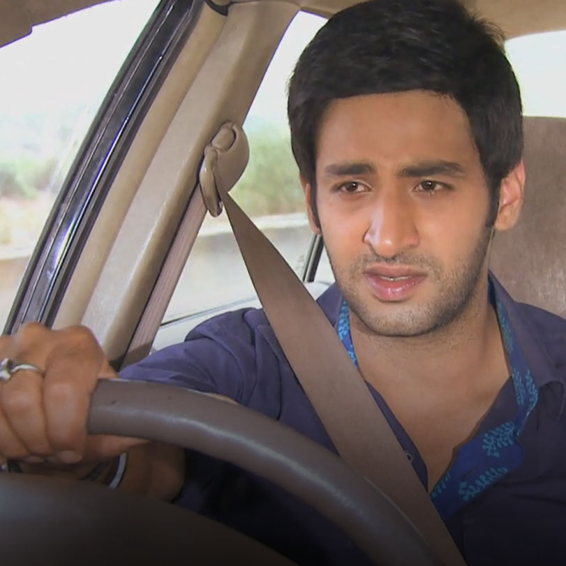 Daljeet kidnaps Saiba and goes back to her family after disappearing f