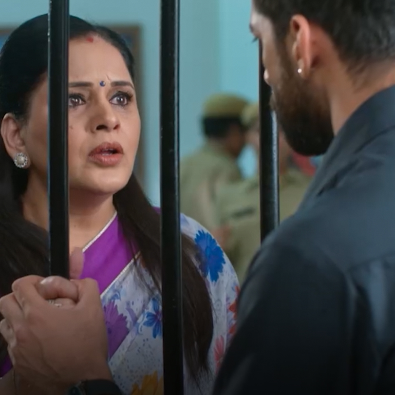 Anjali gets Shaurya arrested. Unbeknown to her, this is Mehak and Shau