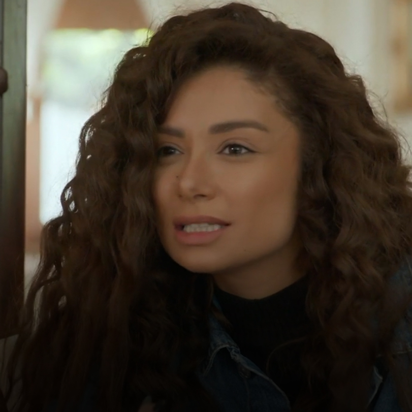 Jameel asks Saba to make up with Rabee ,Rawan refuses to drop out and 