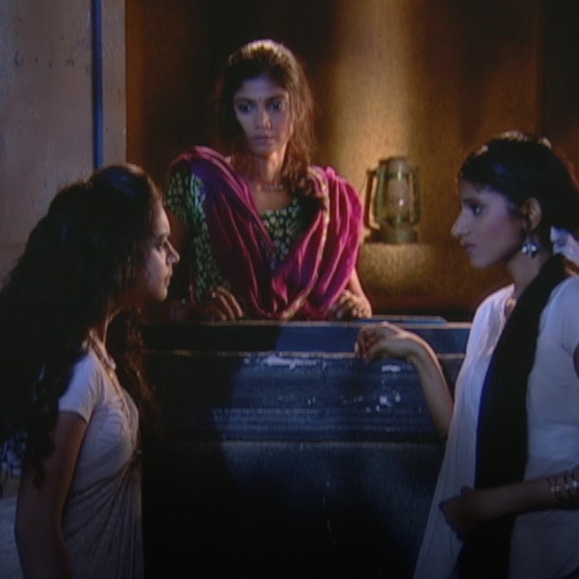 Sheekar finally finds about the hidden truth from Lali, but will he be
