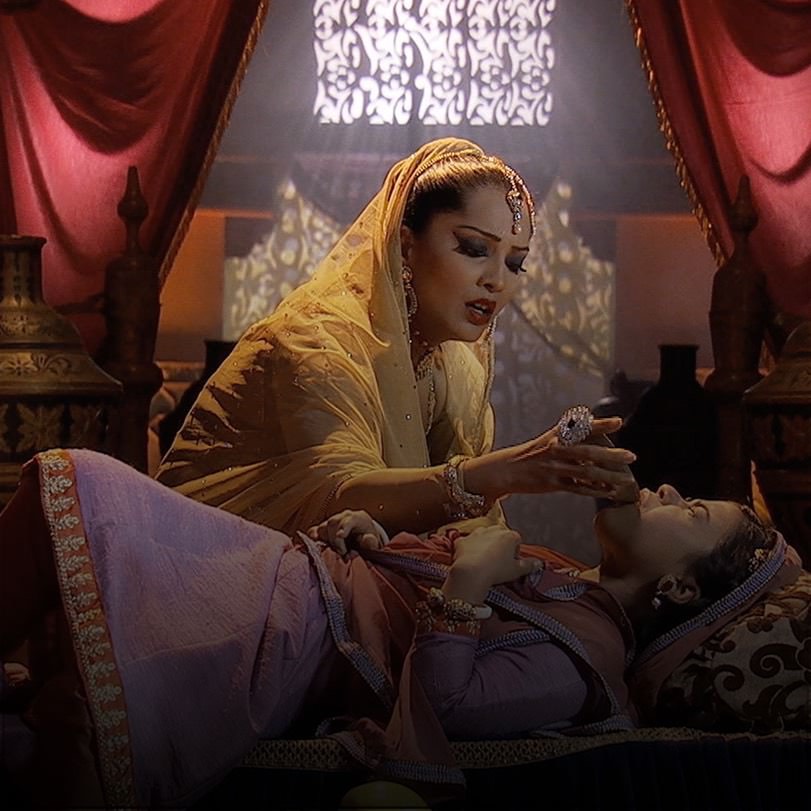 Now that Jodha has discovered Benazir’s secret, will Jalal believe tha