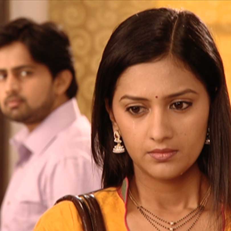 Anil tries to turn Pintya against Shree.