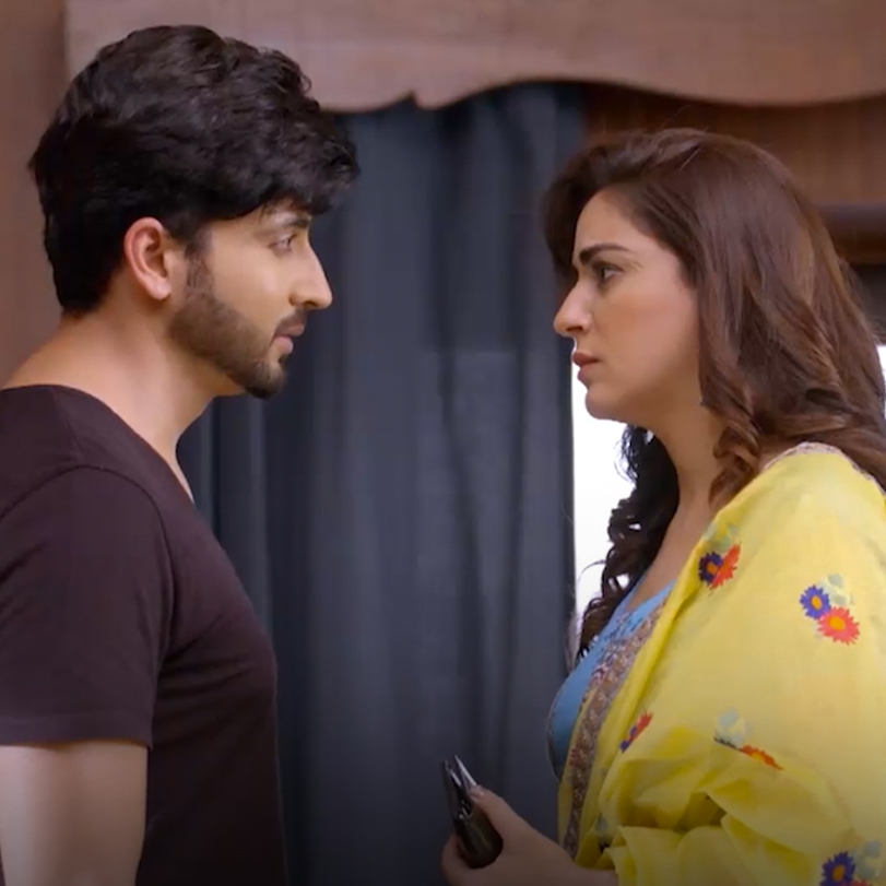 Rishab finds Munisha’s addresses, visits her, and agrees to confess th