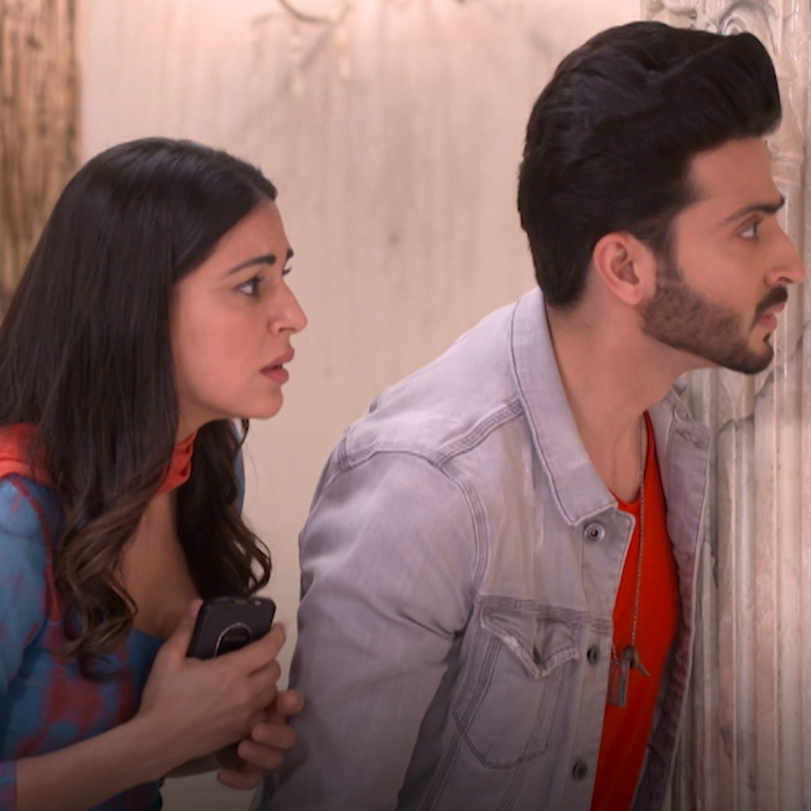 Rishab goes to apologize to Sarla and her family after what Karina did