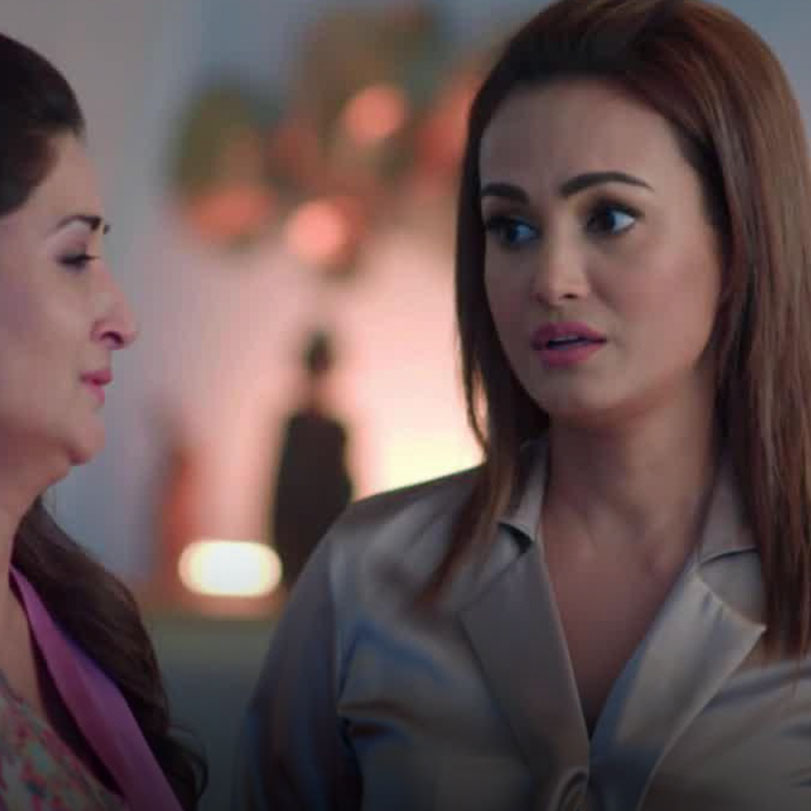 Tshavi plans to clearly hypnotic met'e but she destroys Komal's future