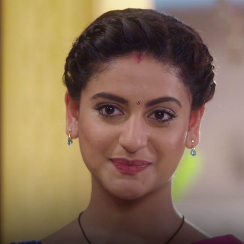 Nidhi is trying to get rid of Vedica and keeps her away from Sahel!