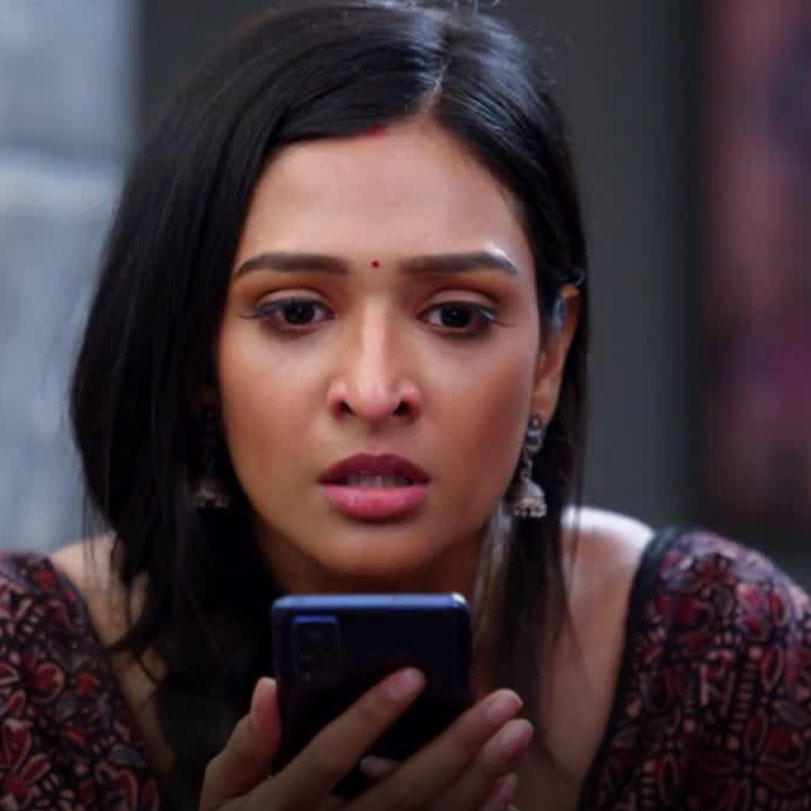 Will Lakshmi reach her sister and save her?