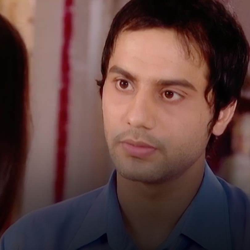 Priyam receives letters and believes they are written by Arjun.
